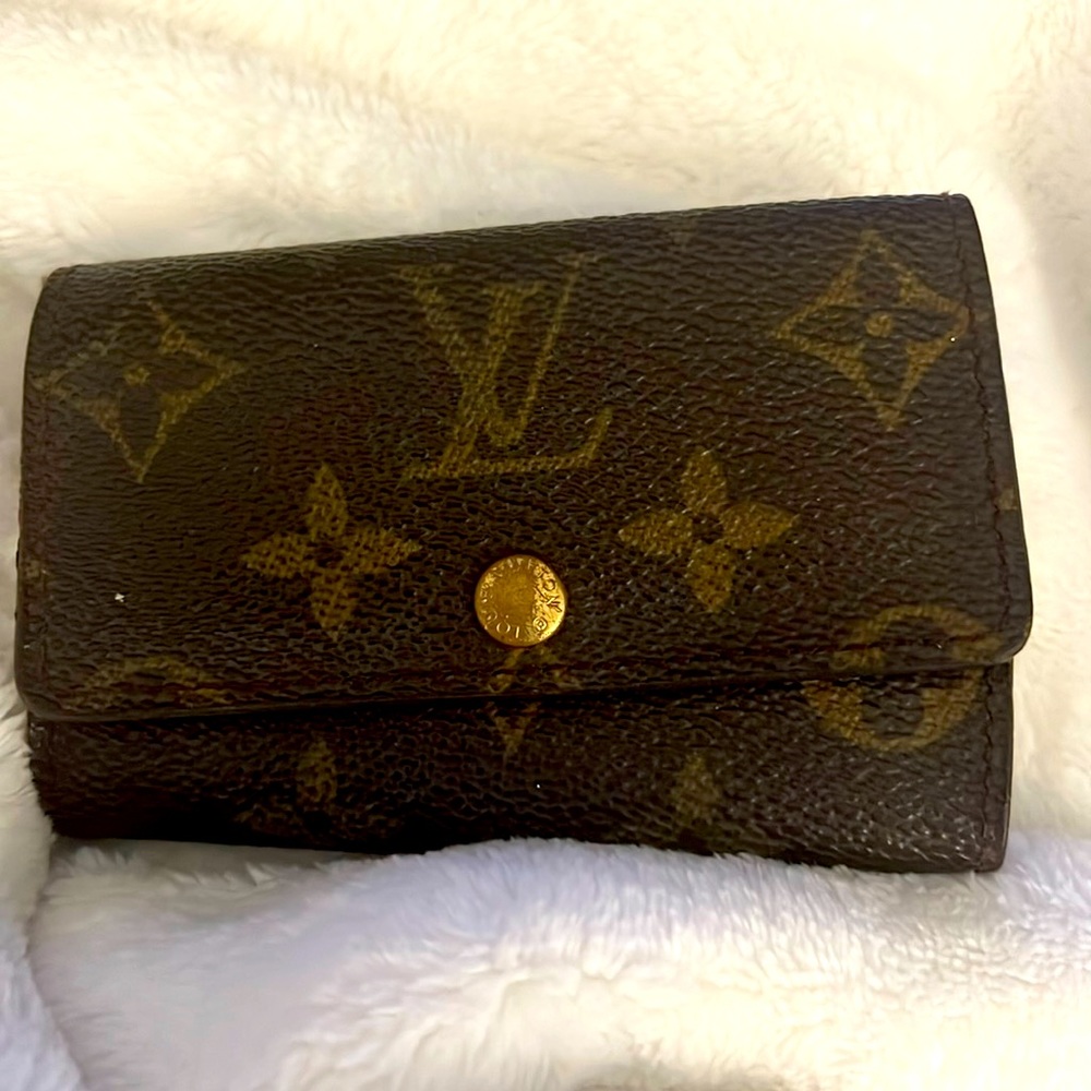 Louis Vuitton Key Holder